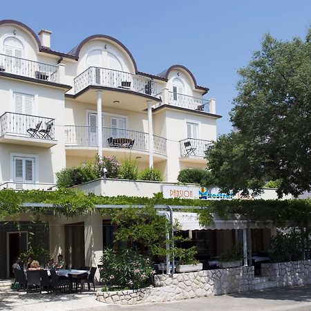 Hotel Pansion Maestral Novi Vinodolski Zewnętrze zdjęcie