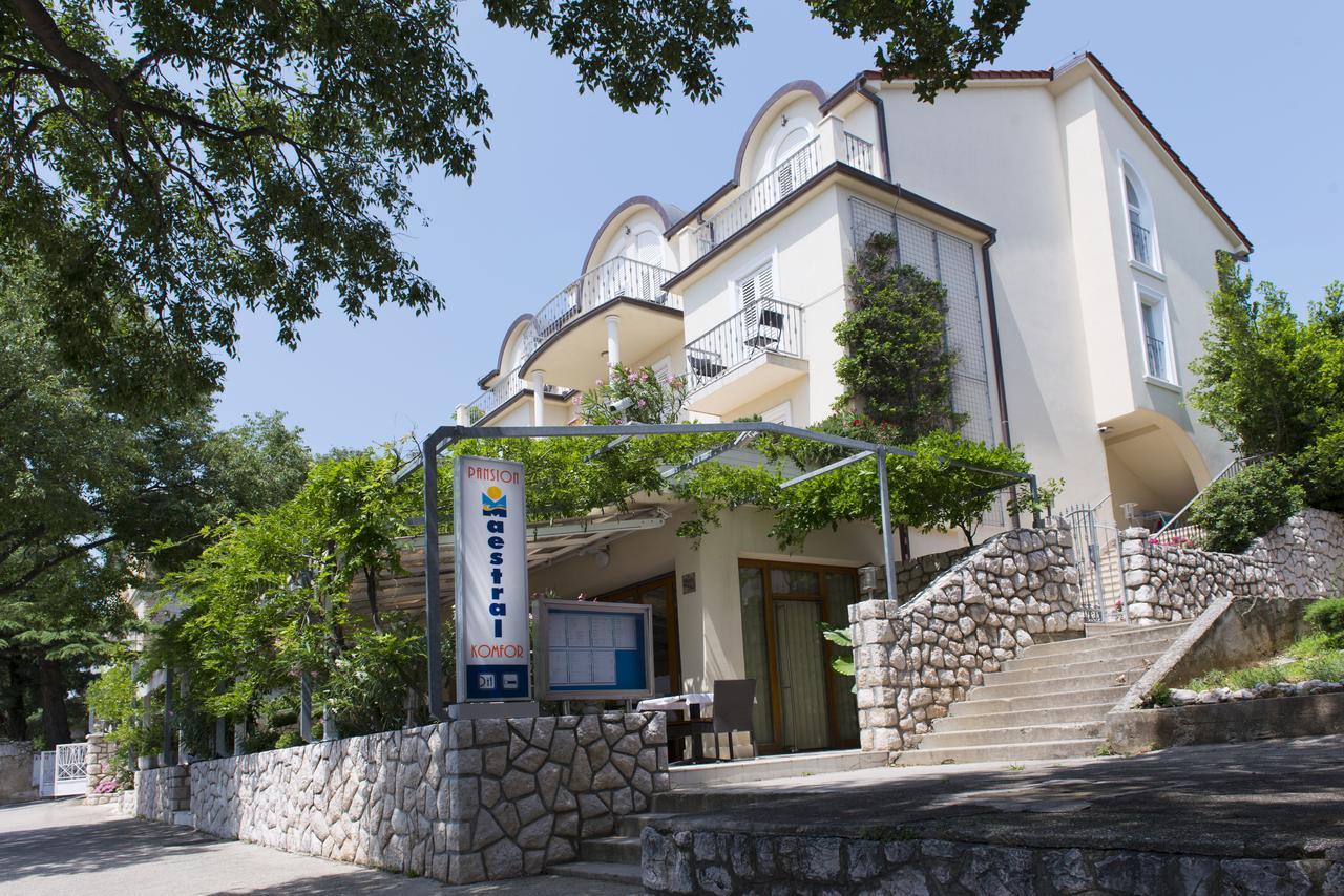 Hotel Pansion Maestral Novi Vinodolski Zewnętrze zdjęcie